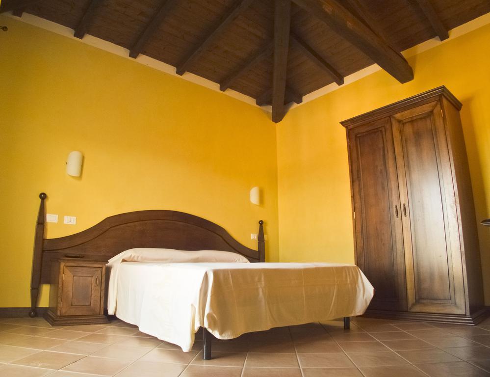 Tenuta Su Vrau Posada  Ngoại thất bức ảnh