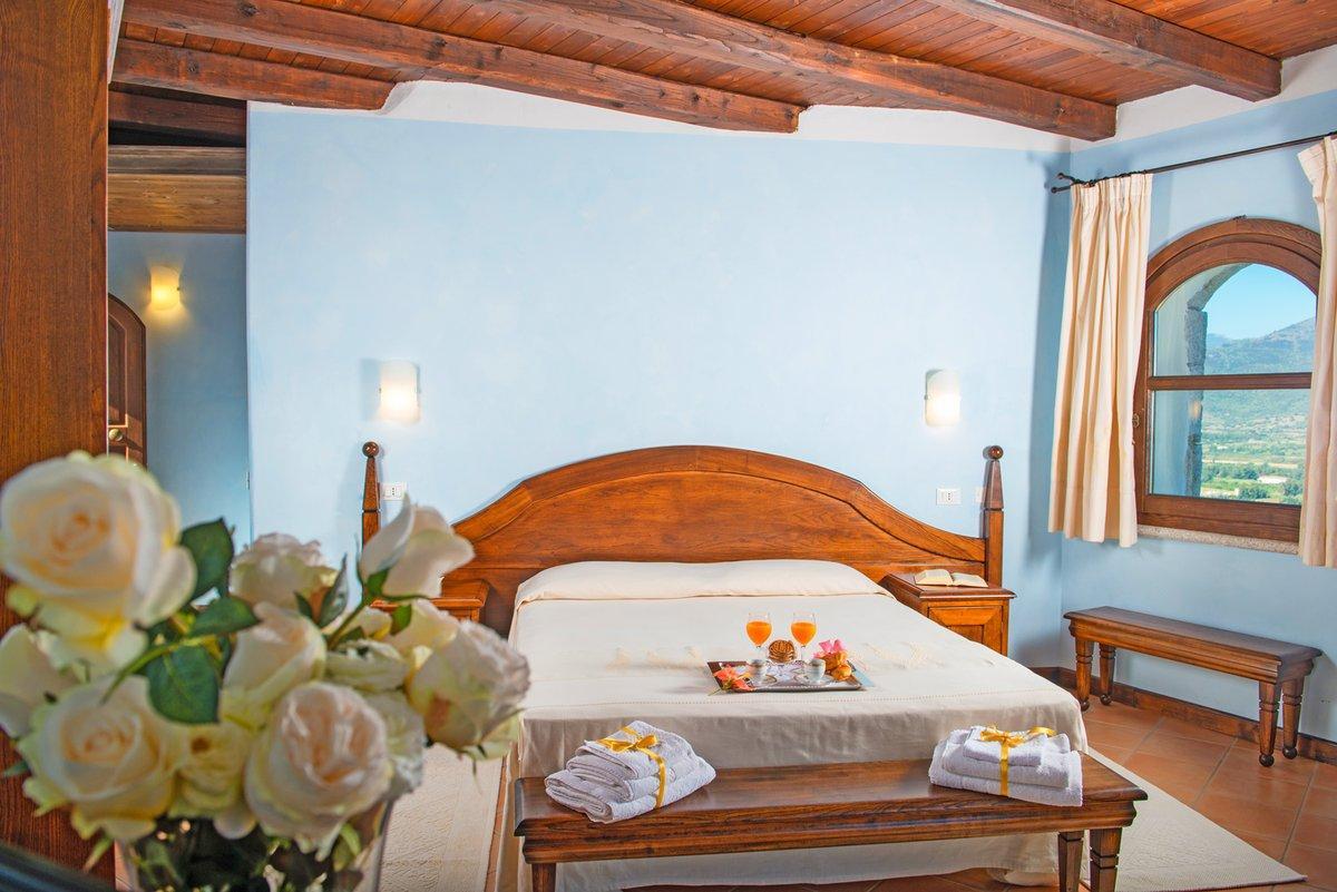 Tenuta Su Vrau Posada  Ngoại thất bức ảnh