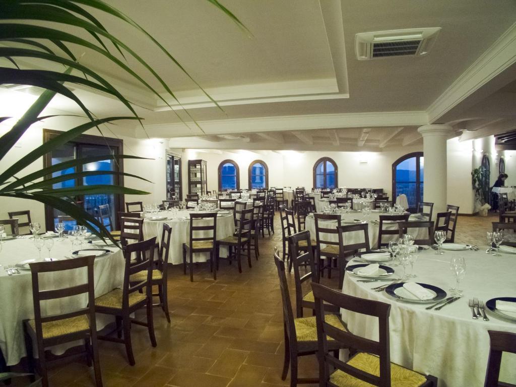Tenuta Su Vrau Posada  Ngoại thất bức ảnh