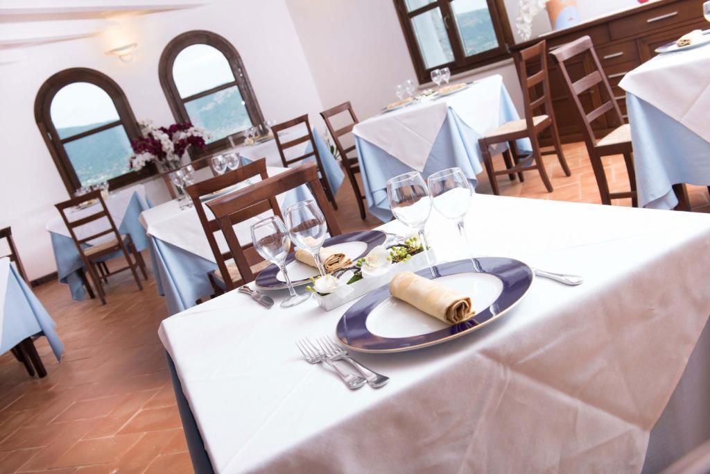 Tenuta Su Vrau Posada  Ngoại thất bức ảnh